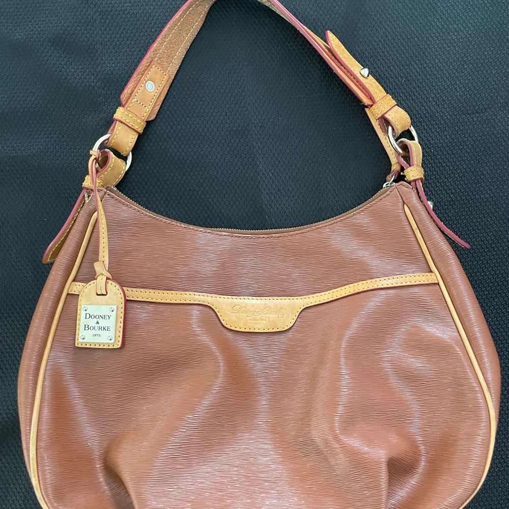 Vintage Dooney & Bourke brown and Gold shoulder Bag